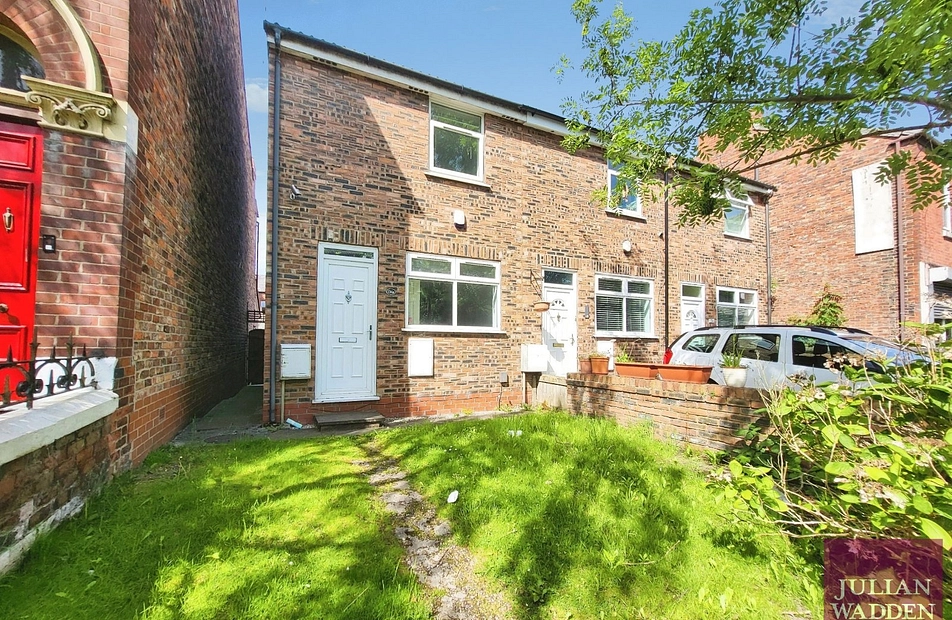 Grenville Street, Edgeley, Stockport, SK3 - Julian Wadden