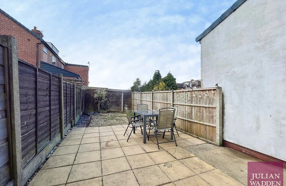 Lowndes Lane, Heaviley, Stockport, SK2 - Julian Wadden