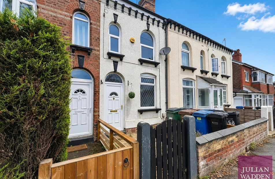 Lowndes Lane, Heaviley, Stockport, SK2 - Julian Wadden