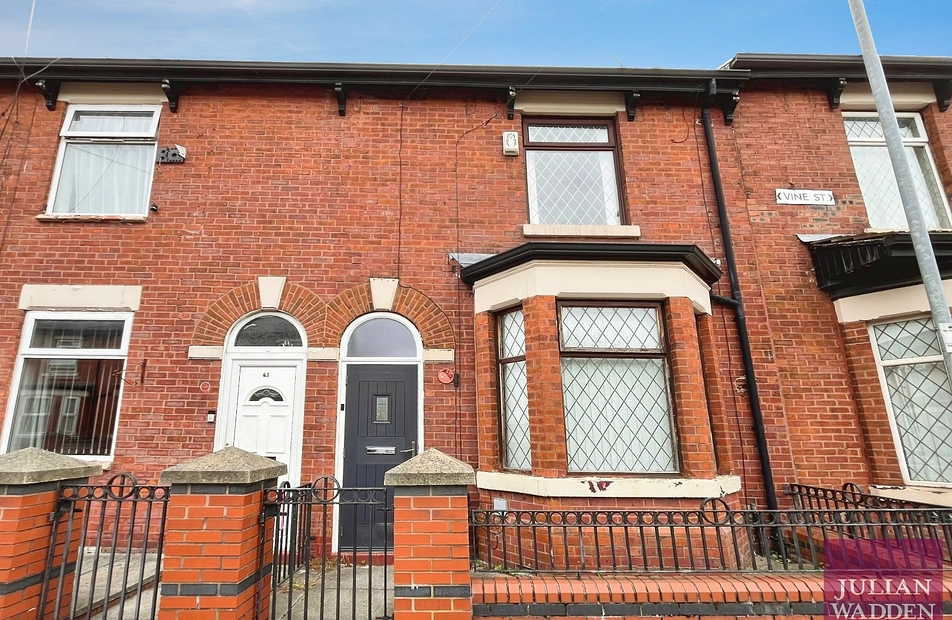Vine Street, Openshawe, Manchester, M11 - Julian Wadden