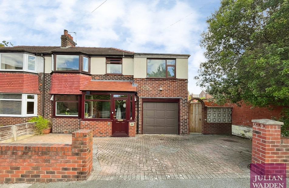 Kensington Road, Cheadle Heath, Stockport, SK3 - Julian Wadden