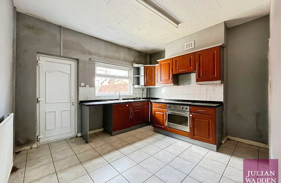 Greenside Street, Openshawe, Manchester, M11 - Julian Wadden