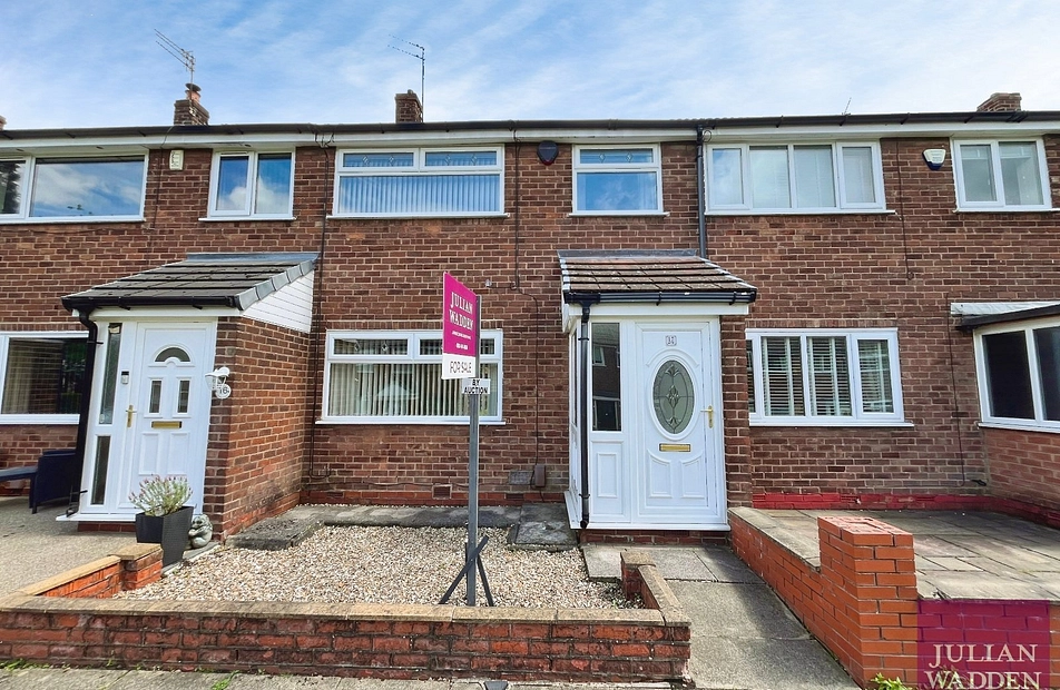 Jackson Gardens, Denton, Manchester, M34 - Julian Wadden