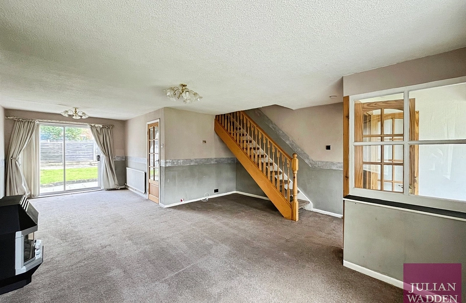 Jackson Gardens, Denton, Manchester, M34 - Julian Wadden