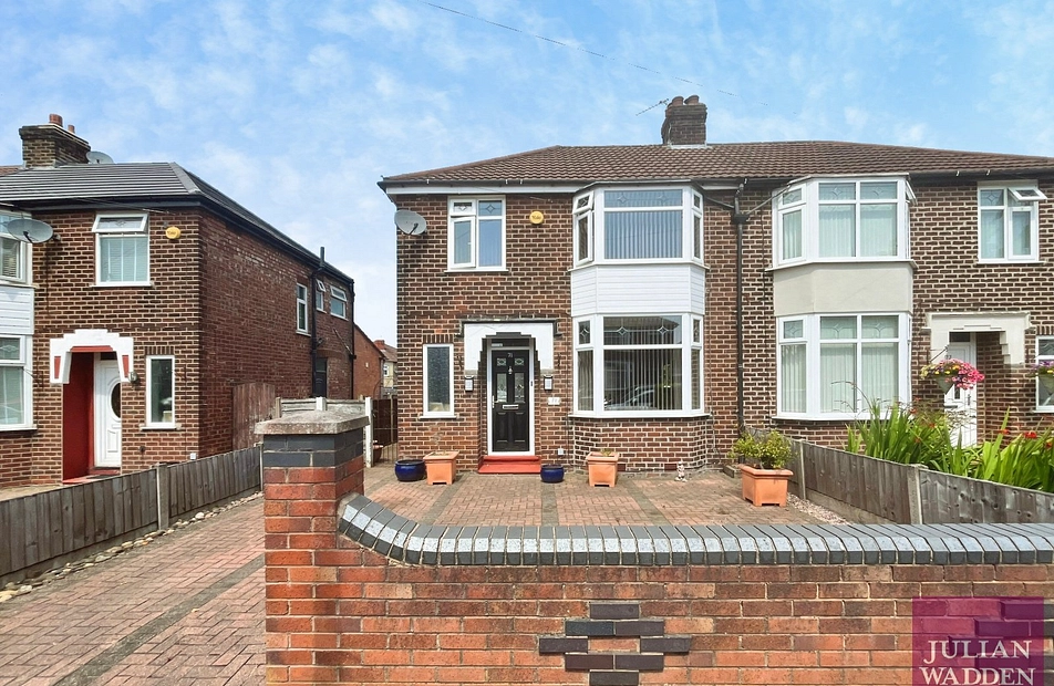 Betley Road, Reddish, Stockport, SK5 - Julian Wadden