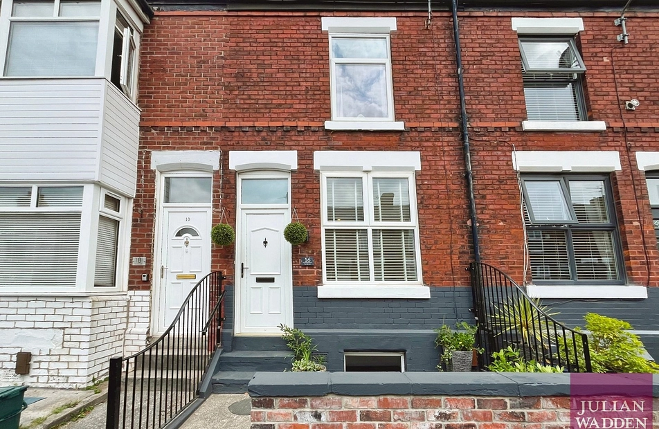 Farr Street, Edgeley, Stockport, SK3 - Julian Wadden