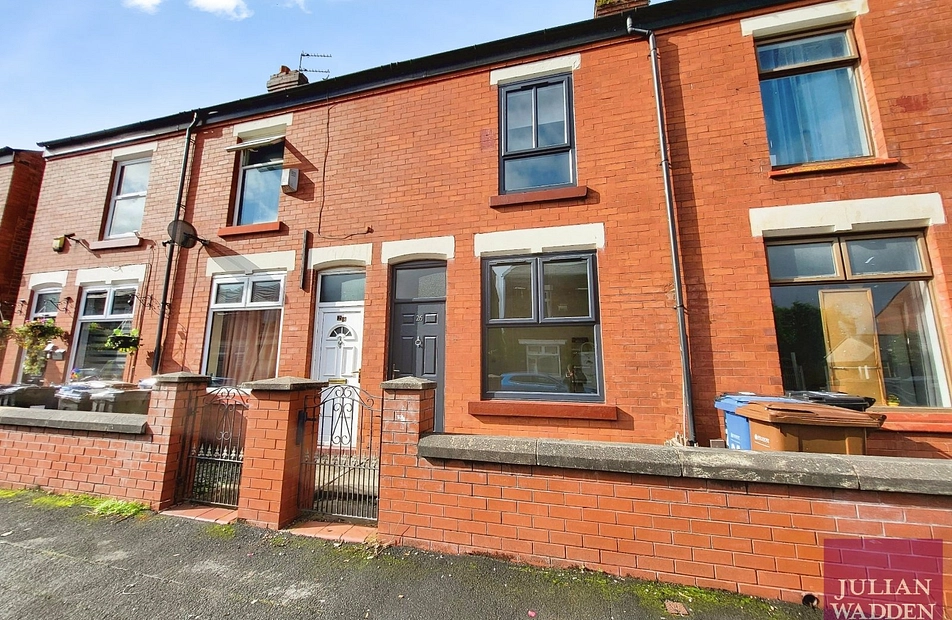 Florist Street, Shaw Heath, Stockport, SK3 - Julian Wadden