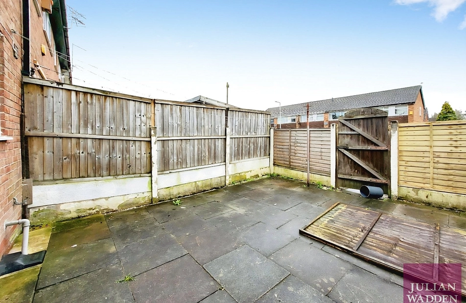 Olwen Crescent, Reddish, Stockport, SK5 - Julian Wadden