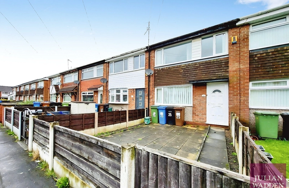 Olwen Crescent, Reddish, Stockport, SK5 - Julian Wadden