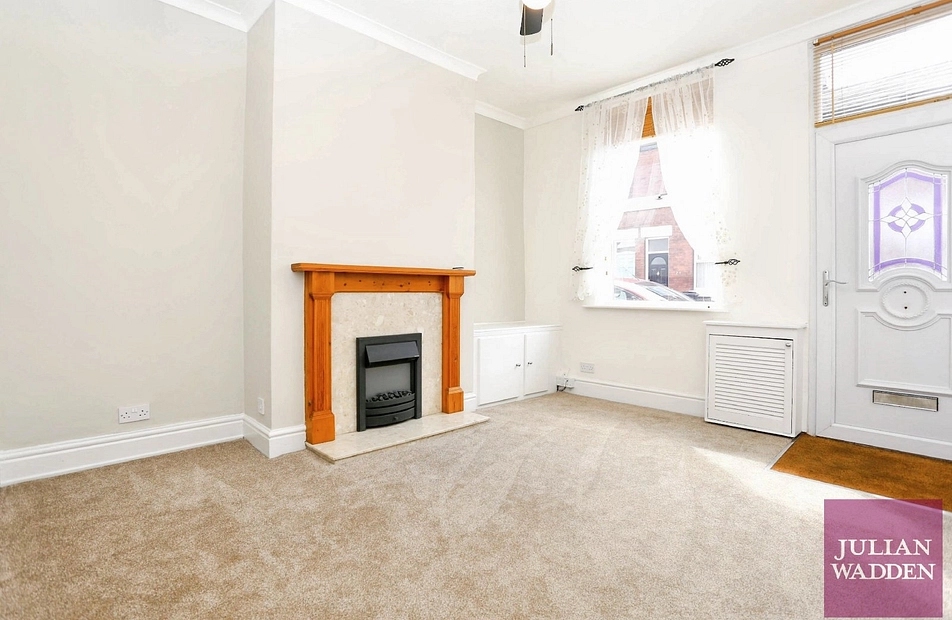 Victoria Road, Offerton, Stockport, SK1 - Julian Wadden