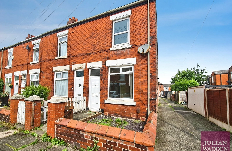 Forbes Street, Bredbury, Stockport, SK6 - Julian Wadden