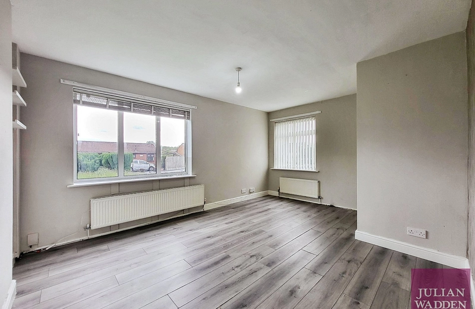 South Ridge, Denton, Manchester, M34 - Julian Wadden