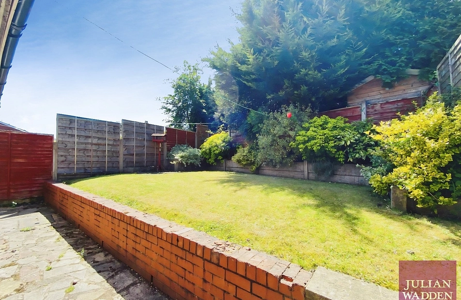 Crossefield Road, Cheadle Hulme, Cheadle, Stockport, SK8 - Julian Wadden
