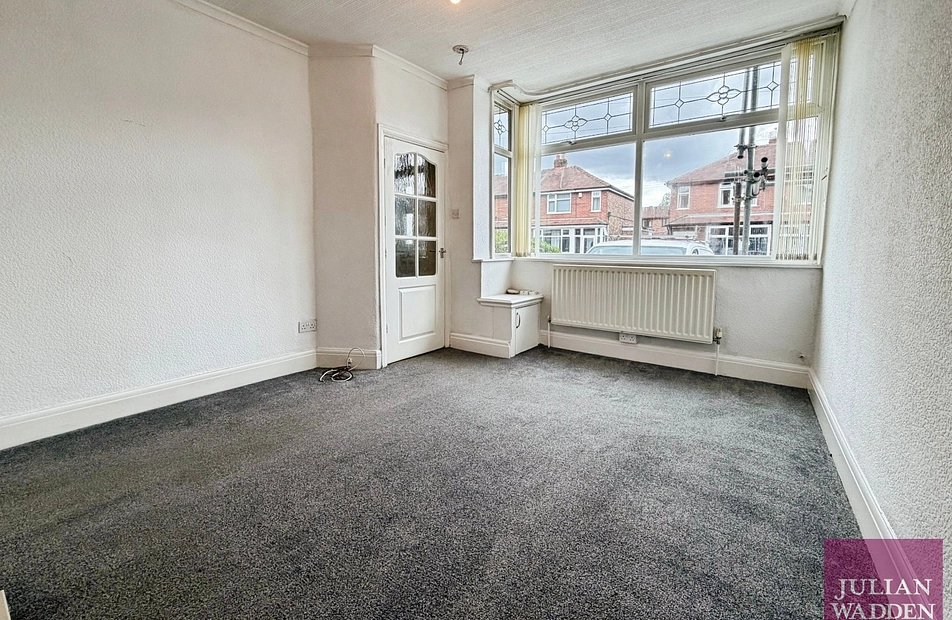 Ellwood Road, Offerton, Stockport, SK1 - Julian Wadden