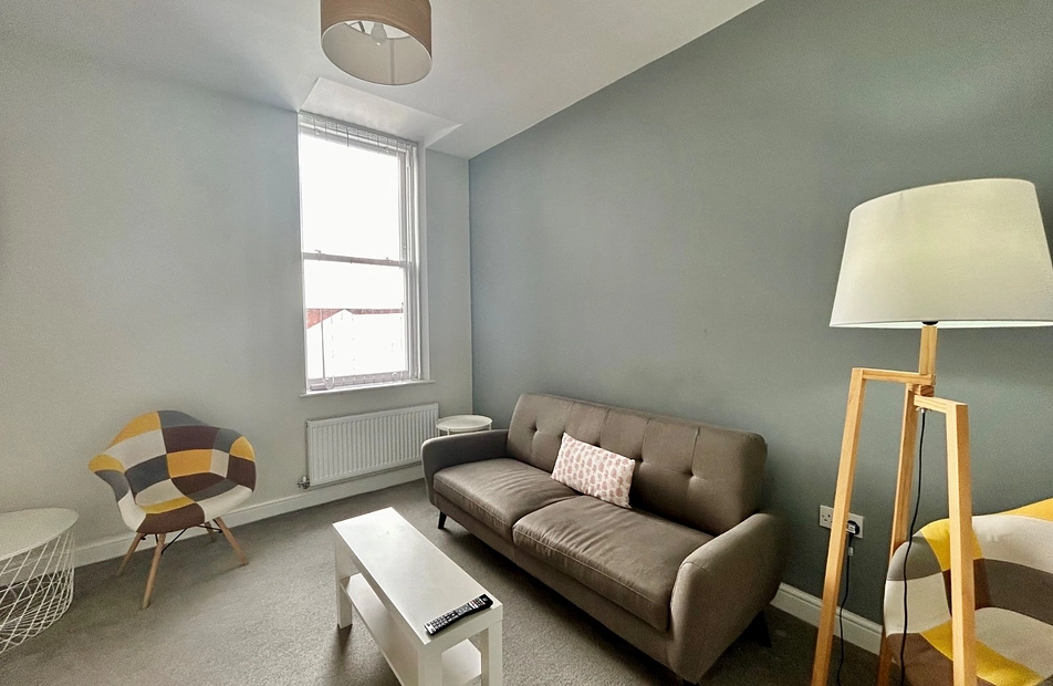 Wellington Road South, Stockport, SK2 - Julian Wadden