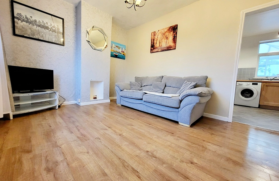 Finsbury Road, Reddish, Stockport, SK5 - Julian Wadden