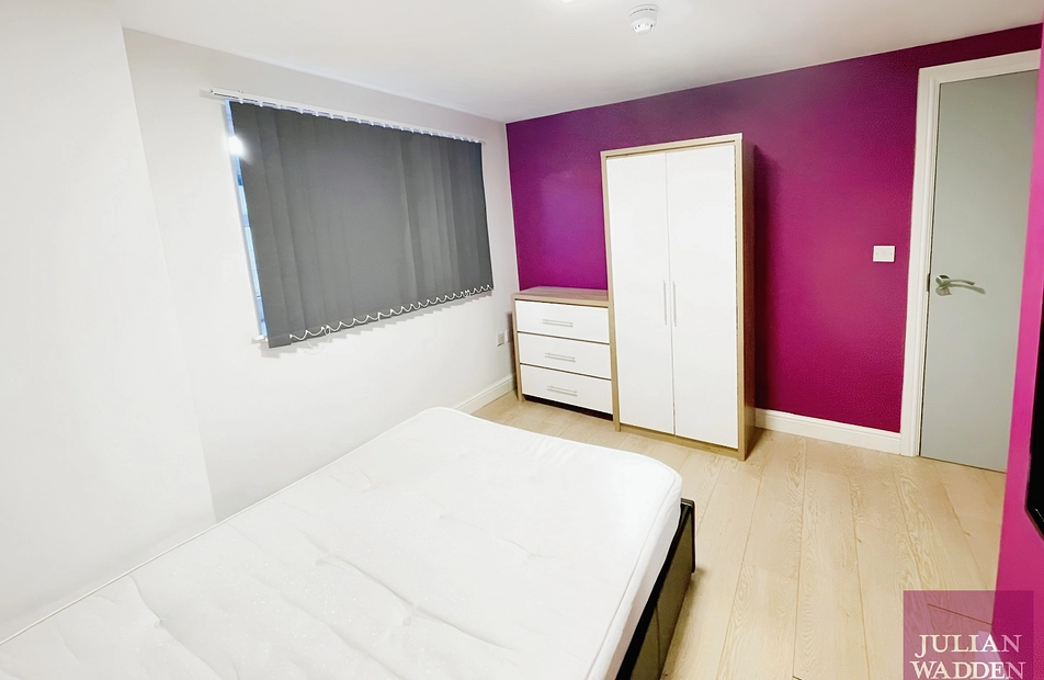 Wellington Road South, Stockport, Greater Manchester, SK2 - Julian Wadden