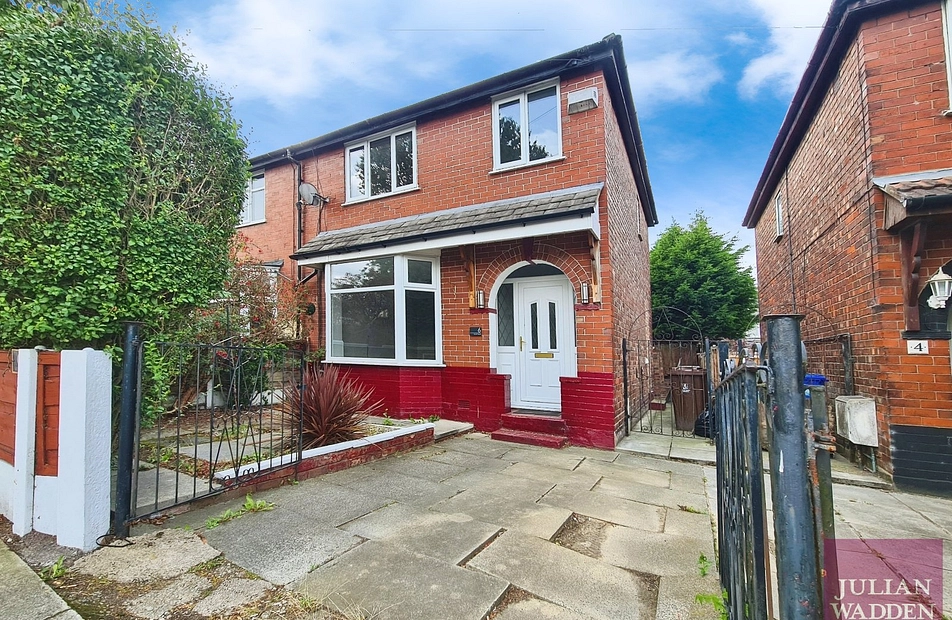 Scott Road, Droylsden, Greater Manchester, M43 - Julian Wadden