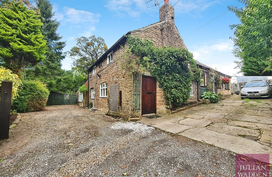 Lower Greenshall Lane, Disley, Stockport, Cheshire, SK12 - Julian Wadden