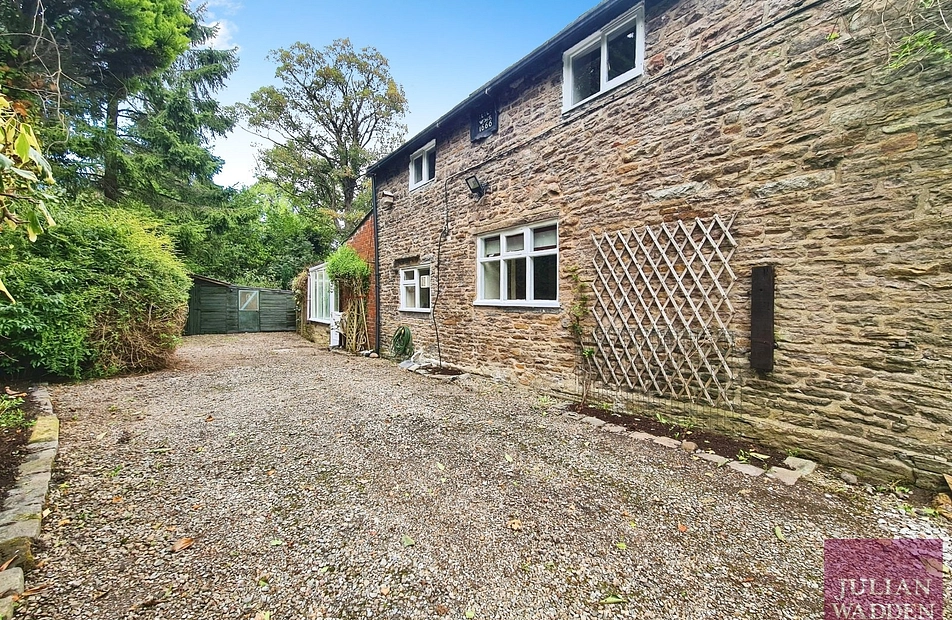 Lower Greenshall Lane, Disley, Stockport, Cheshire, SK12 - Julian Wadden