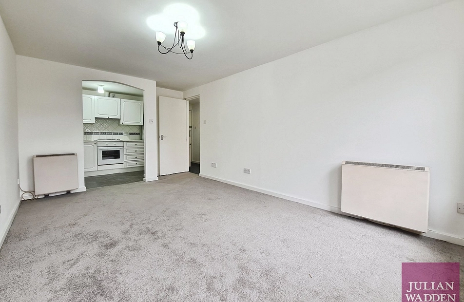 Ashton Road, Denton, Manchester, Greater Manchester, M34 - Julian Wadden