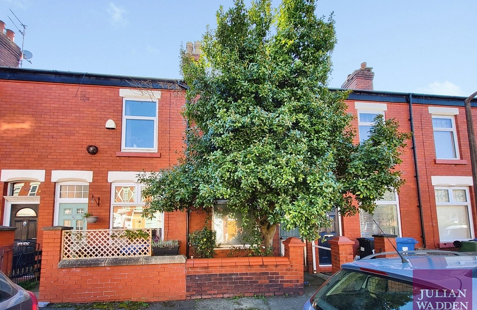 Avon Street, Cale Green, Stockport, SK3 - Julian Wadden