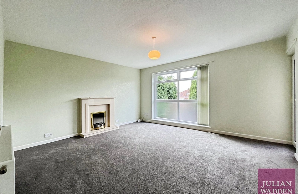 Kensington Grove, Denton, Manchester, Greater Manchester, M34 - Julian Wadden