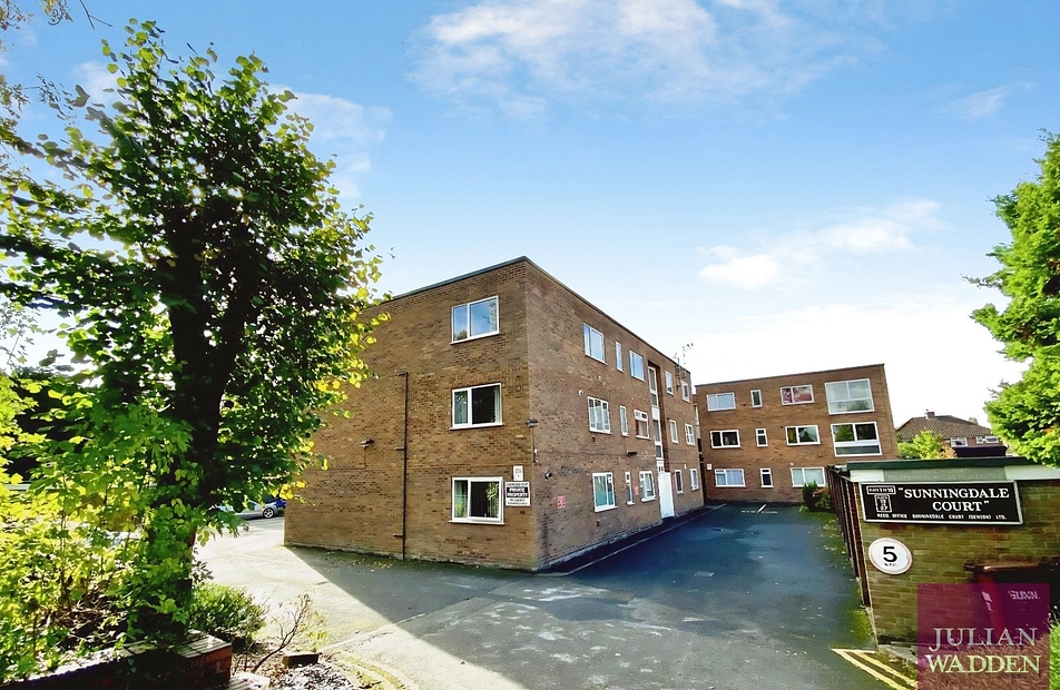 Kensington Grove, Denton, Manchester, Greater Manchester, M34 - Julian Wadden
