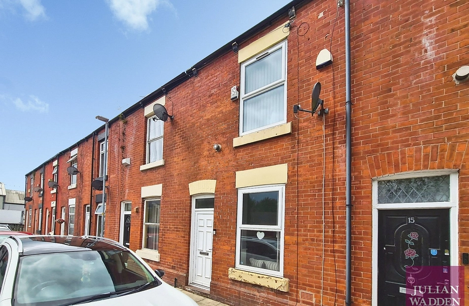 Howard Street, Denton, Manchester, Greater Manchester, M34 - Julian Wadden