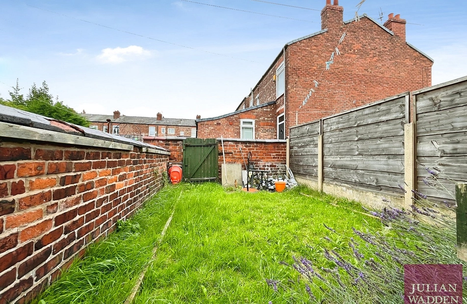 Glanvor Road, Edgeley, Stockport, SK3 - Julian Wadden