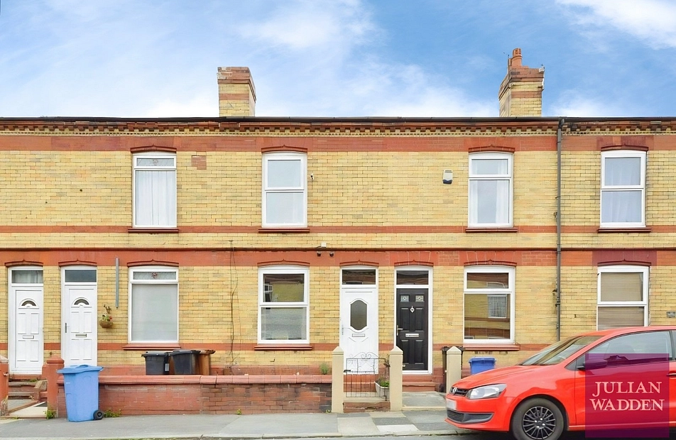 Glanvor Road, Edgeley, Stockport, SK3 - Julian Wadden