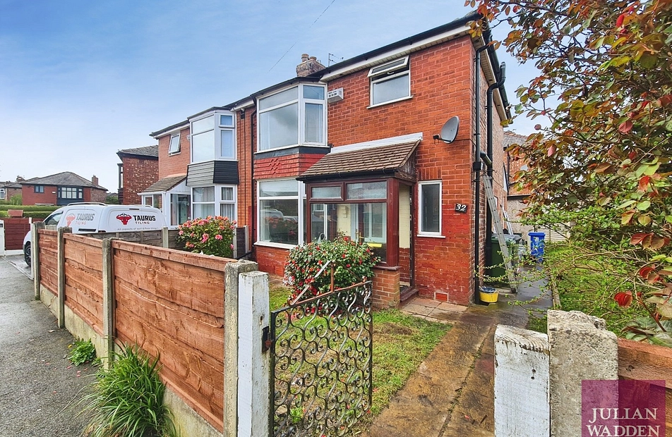 Masefield Road, Droylsden, Manchester, Greater Manchester, M43 - Julian Wadden