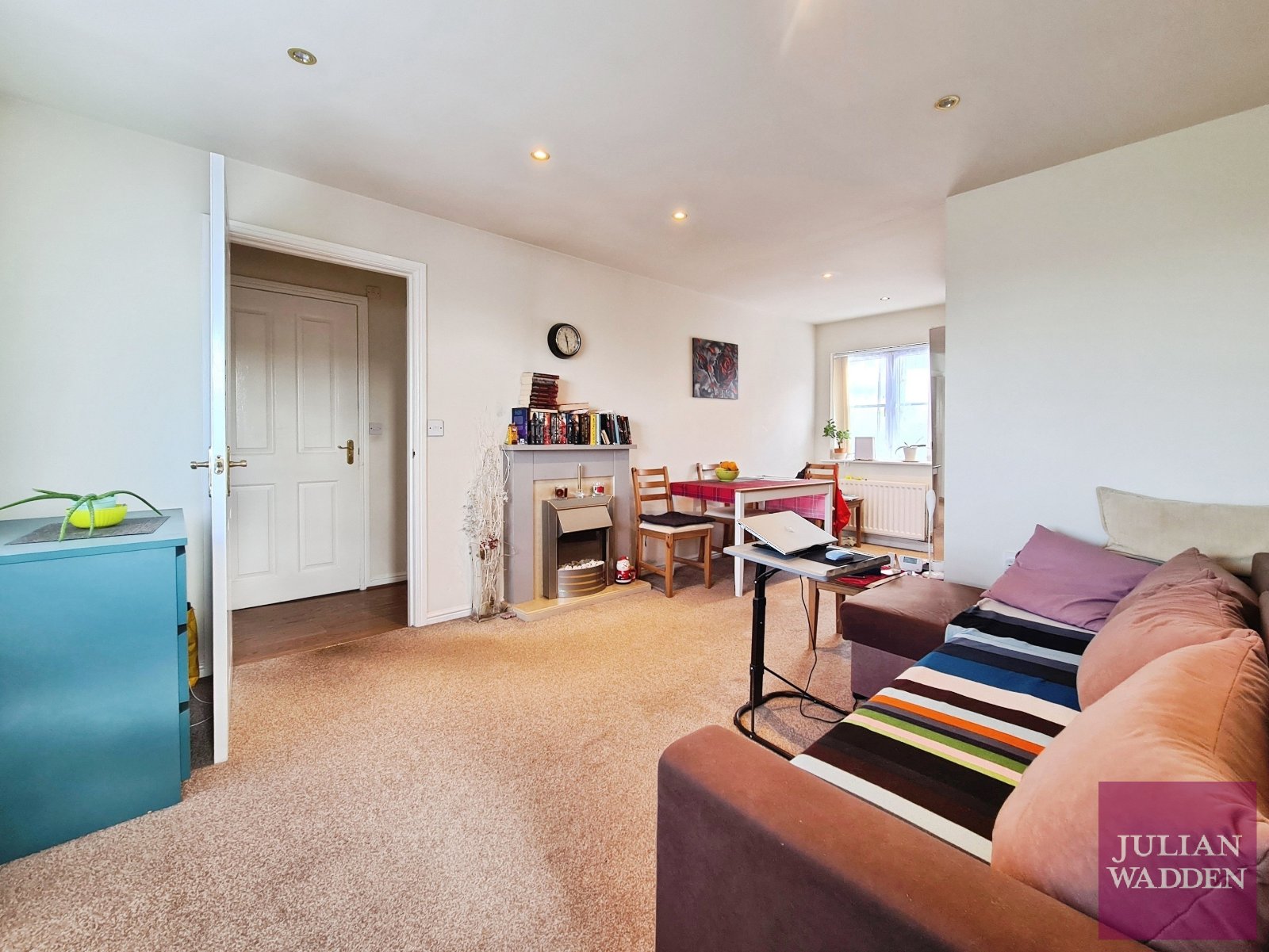Regency Gardens, Hyde, Greater Manchester, SK14 - Julian Wadden