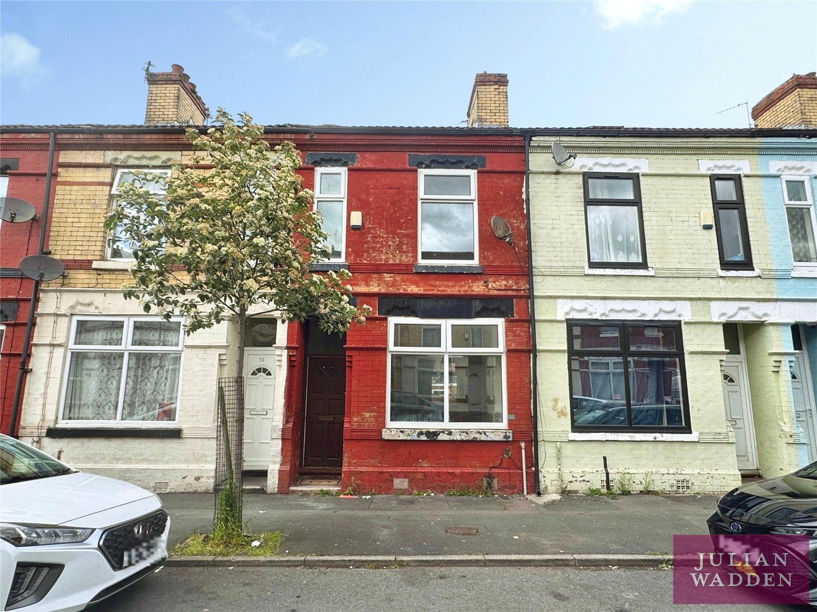 Longden Road, Manchester, M12 - Julian Wadden