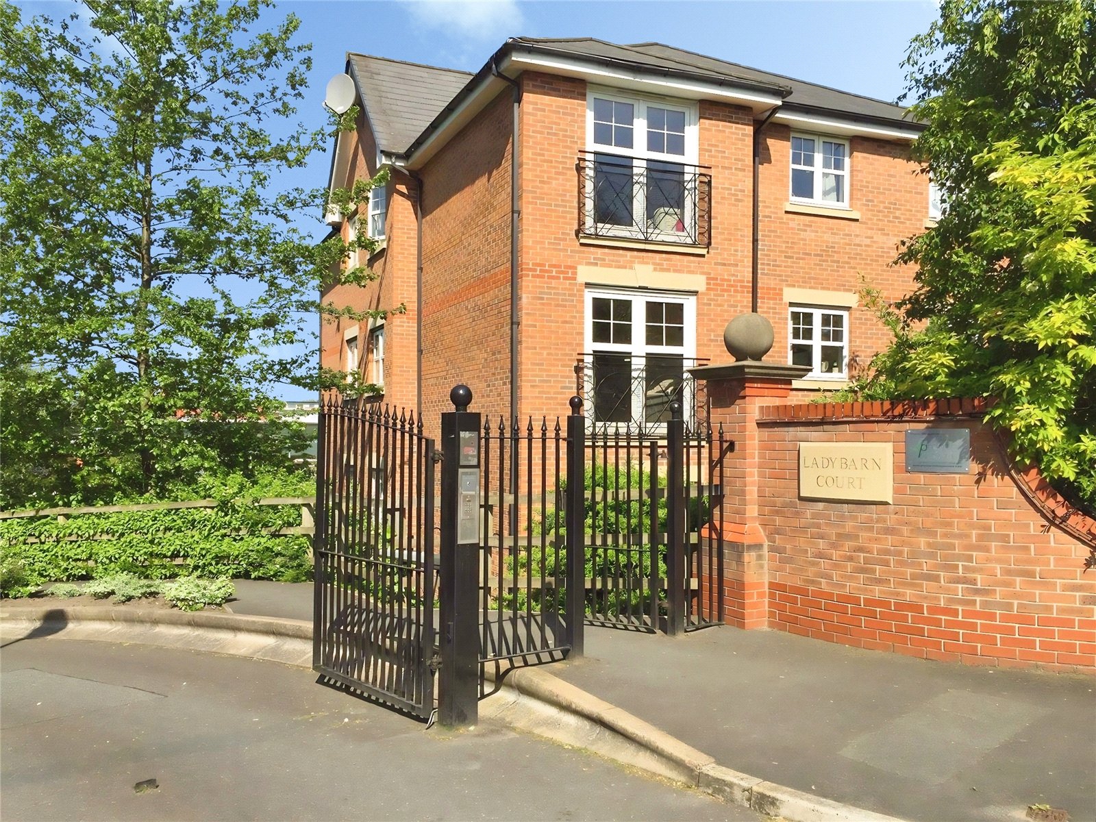 Ladybarn Lane, Manchester, Greater Manchester, M14 - Julian Wadden