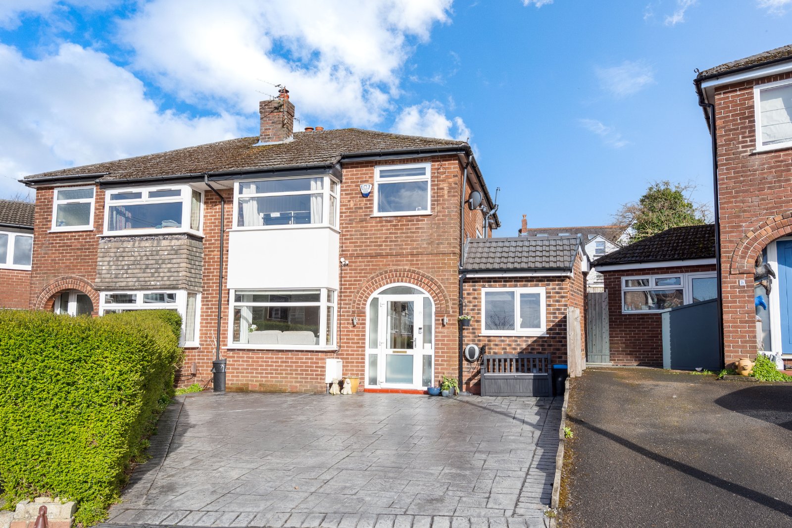 Waterside Avenue, Marple, SK6 - Julian Wadden