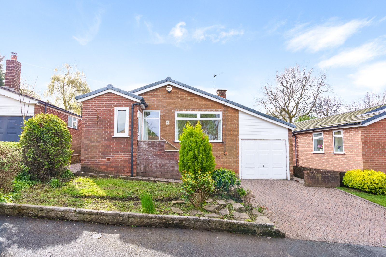 Landseer Drive, Marple Bridge, Stockport, Greater Manchester, SK6 - Julian Wadden