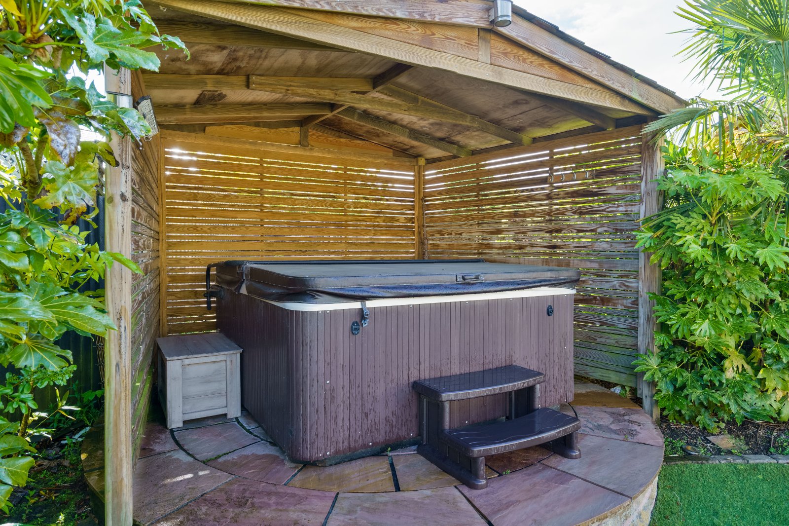 Dovecote Road, Strines, Stockport, Greater Manchester, SK6