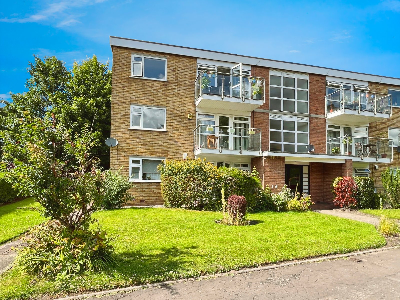 Lapwing Lane, Didsbury, Manchester, M20