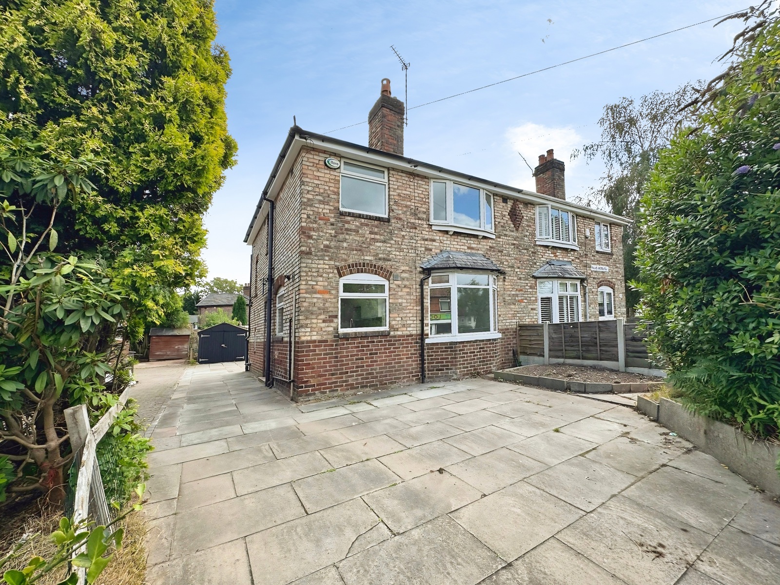 Parrs Wood Road, Withington, Manchester, M20