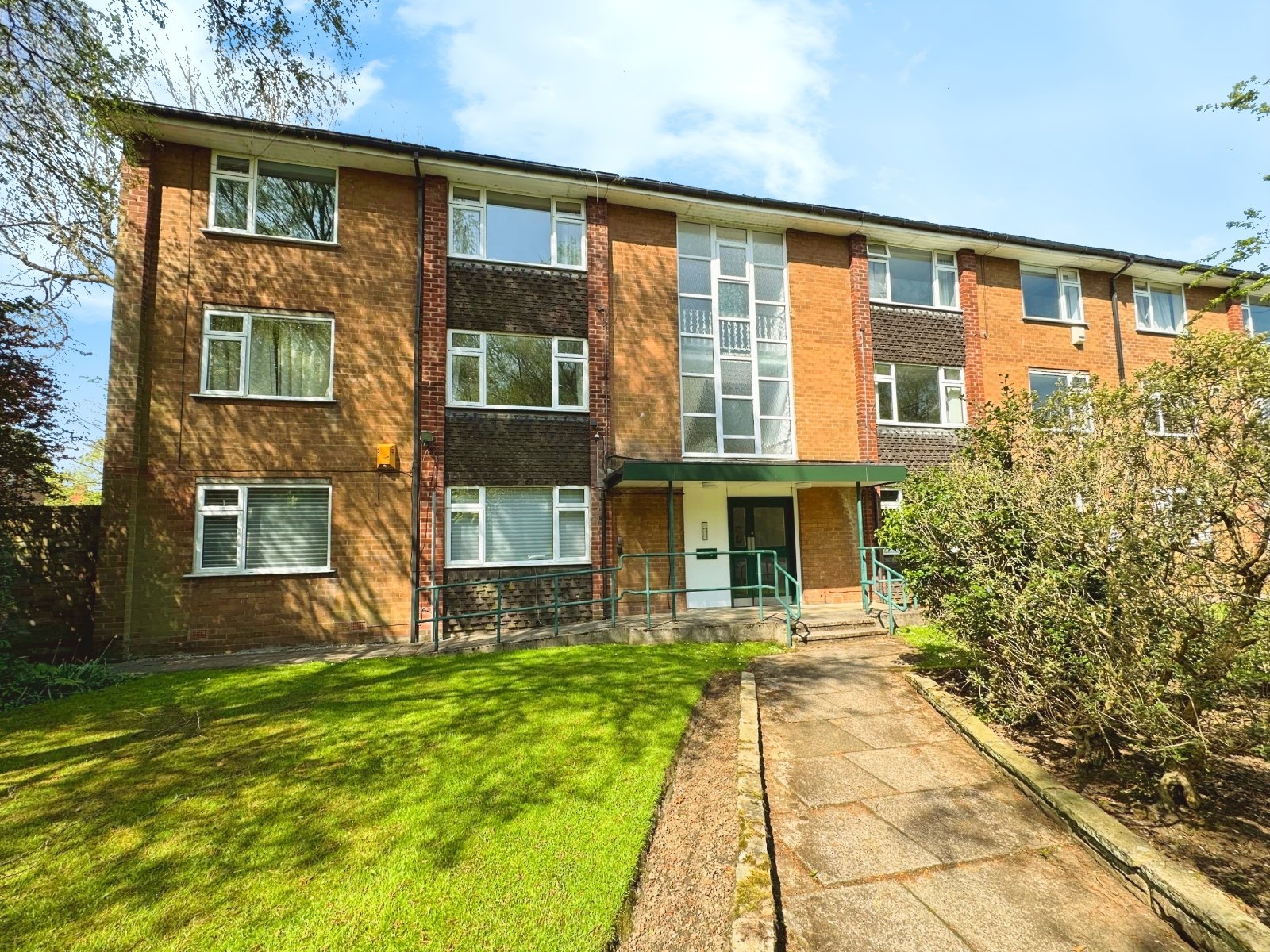 Barlow Moor Court, West Didsbury, Manchester, M20 - Julian Wadden