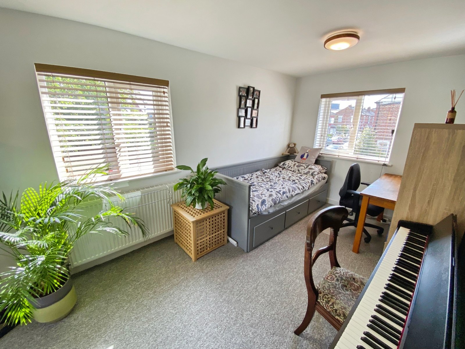 Queenhill Road, Northenden, Manchester, M22