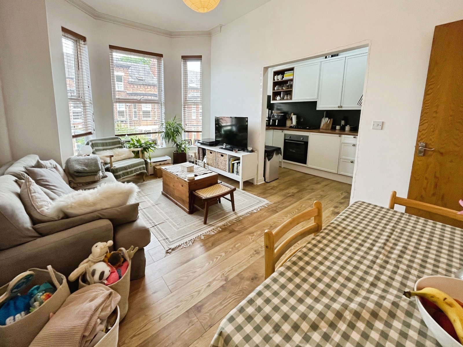 Central Road, West Didsbury, Manchester, M20 - Julian Wadden