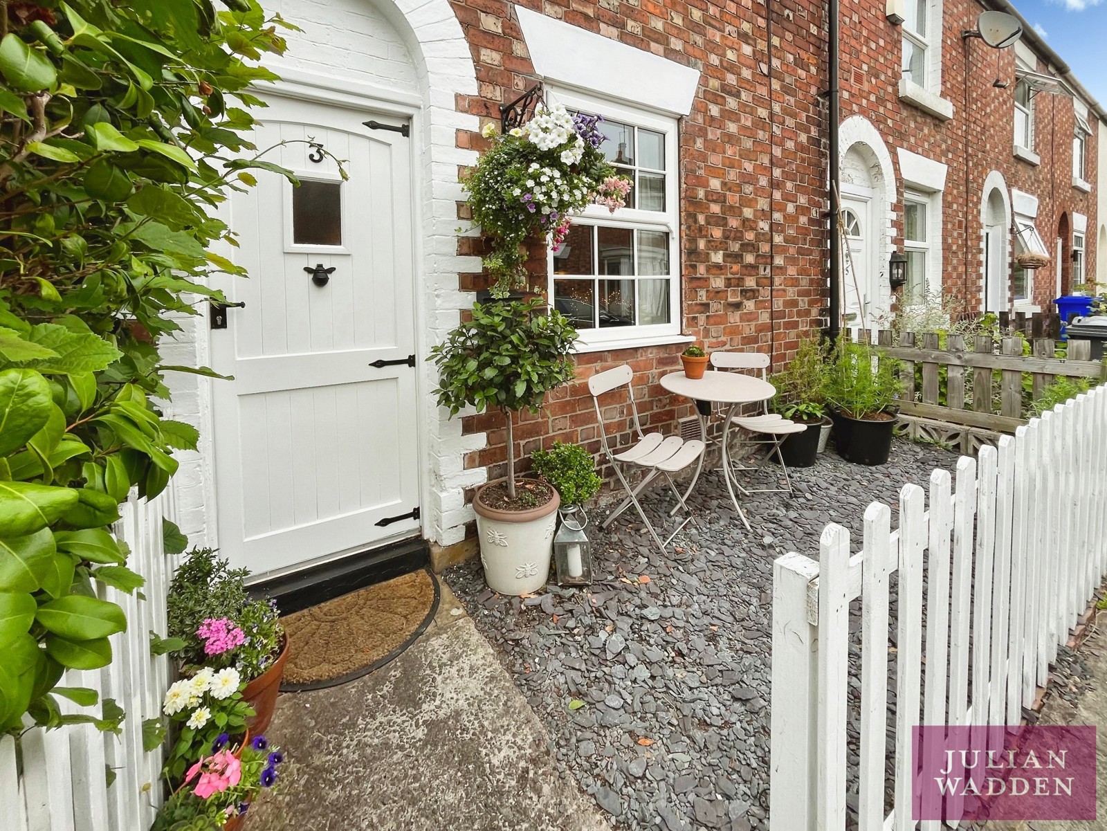 Davenfield Grove, Didsbury Village, Manchester, M20