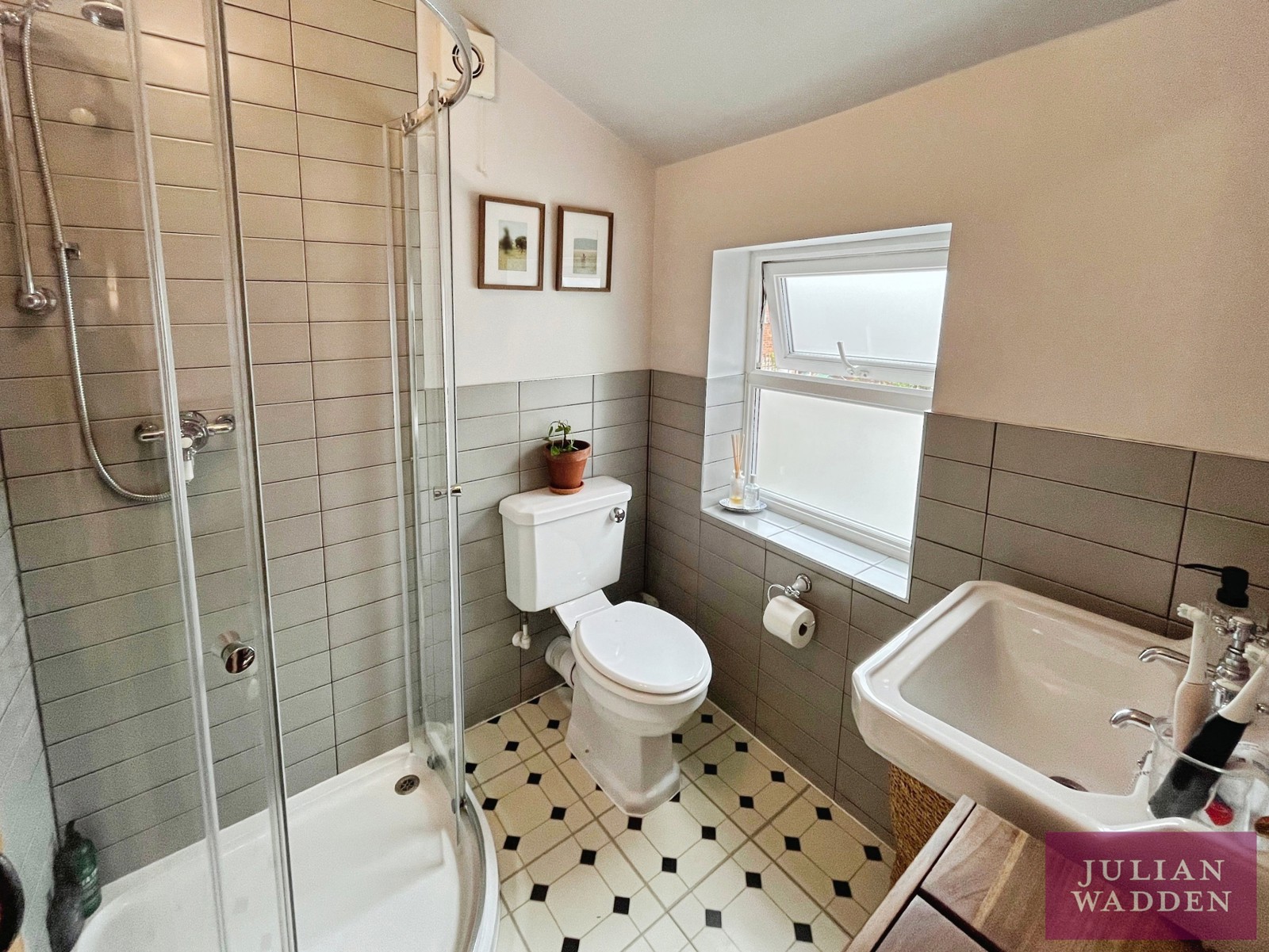 Davenfield Grove, Didsbury Village, Manchester, M20