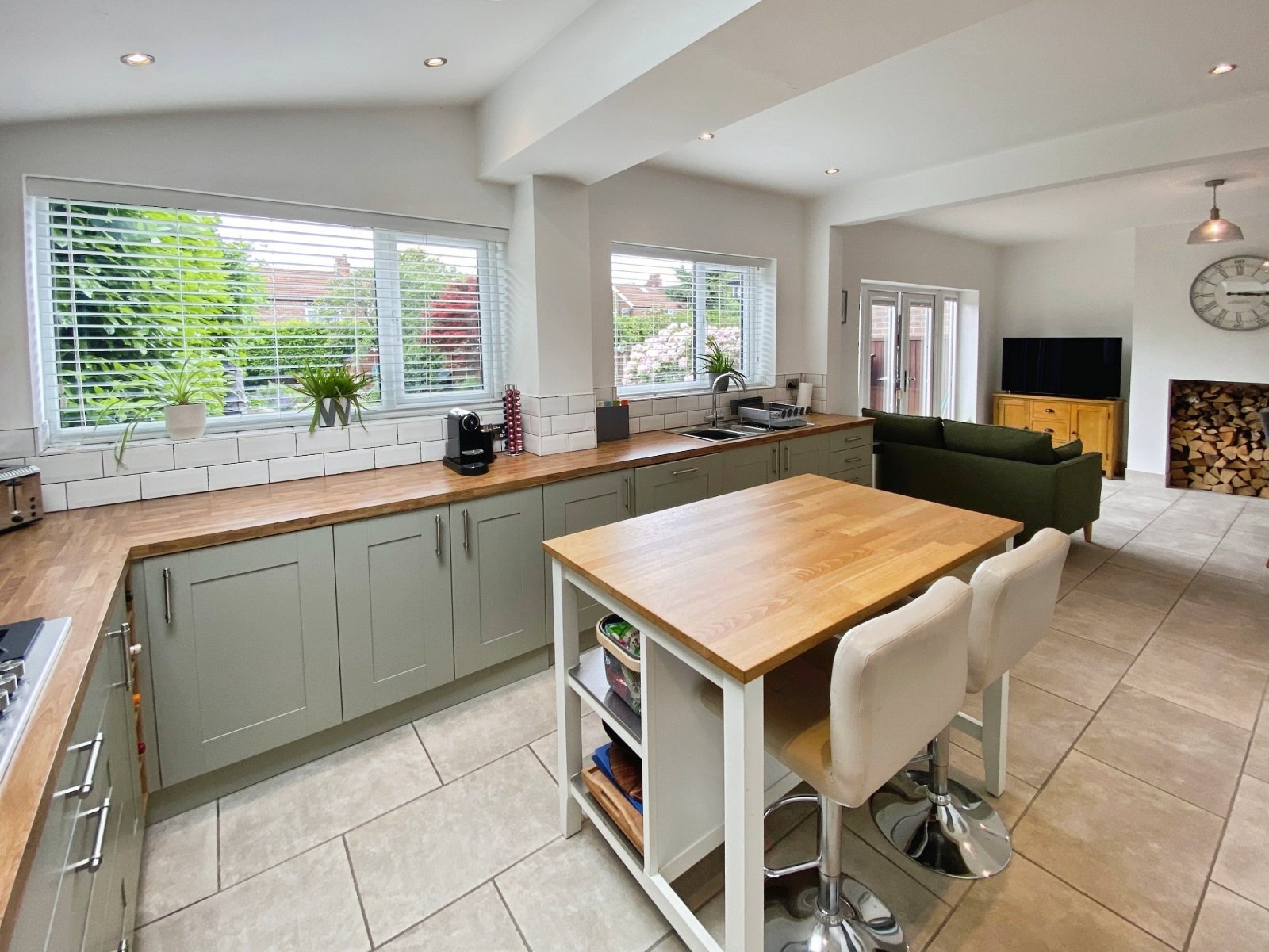Kingsway, Manchester, Greater Manchester, M19