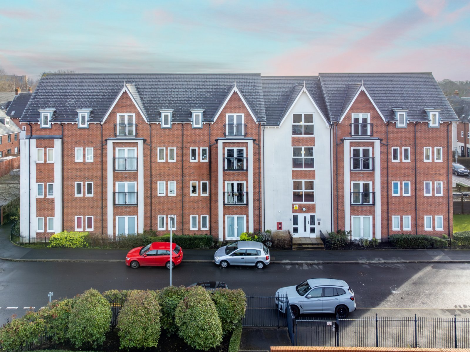 Houseman Crescent, West Didsbury, Manchester, M20 - Julian Wadden
