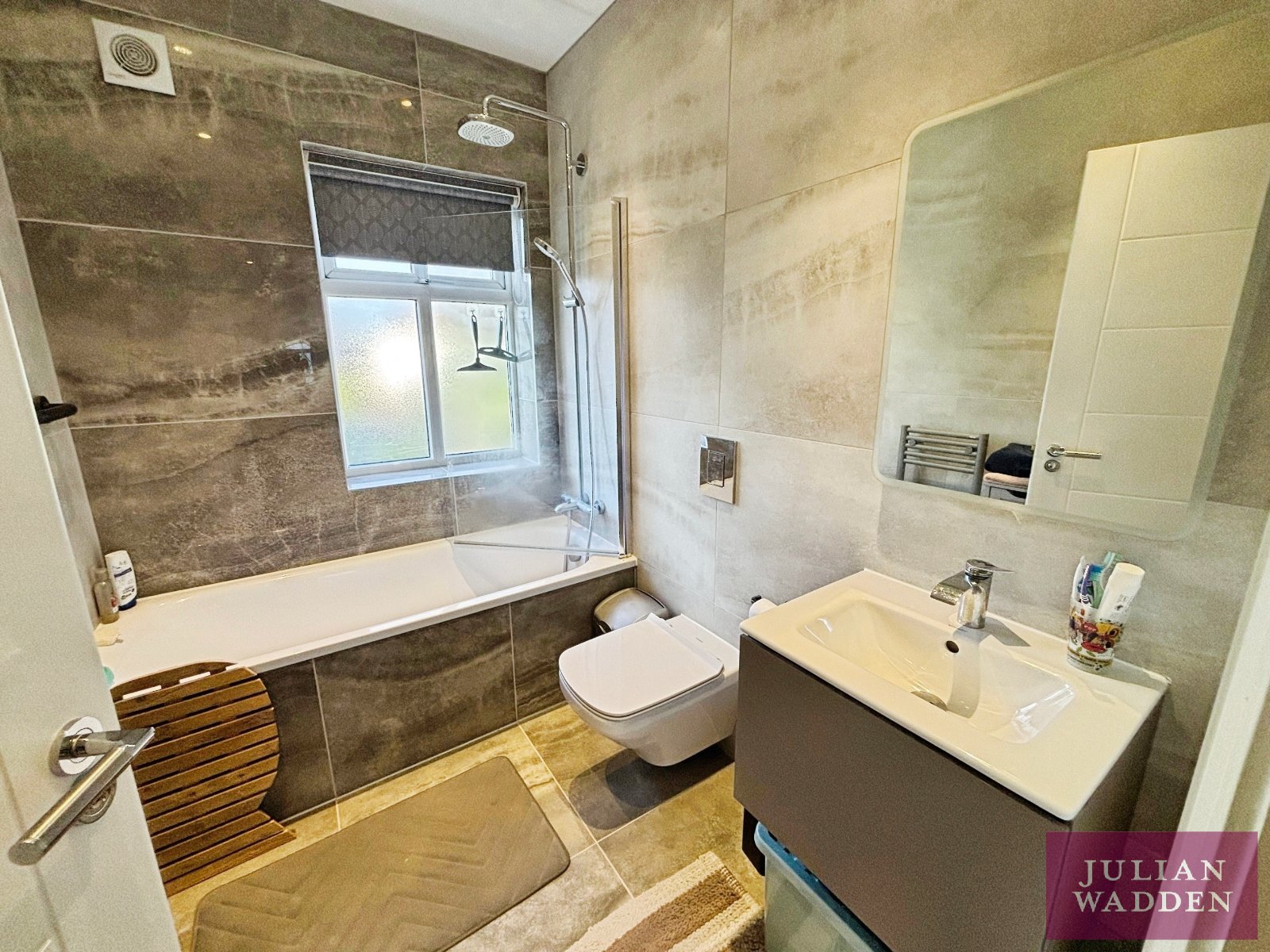Parrs Wood Avenue, Didsbury, Manchester, M20