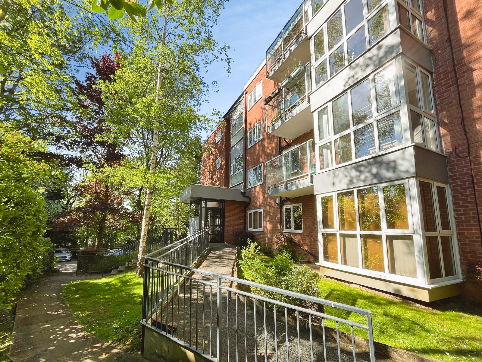Mersey Road, West Didsbury, Manchester, M20 - Julian Wadden