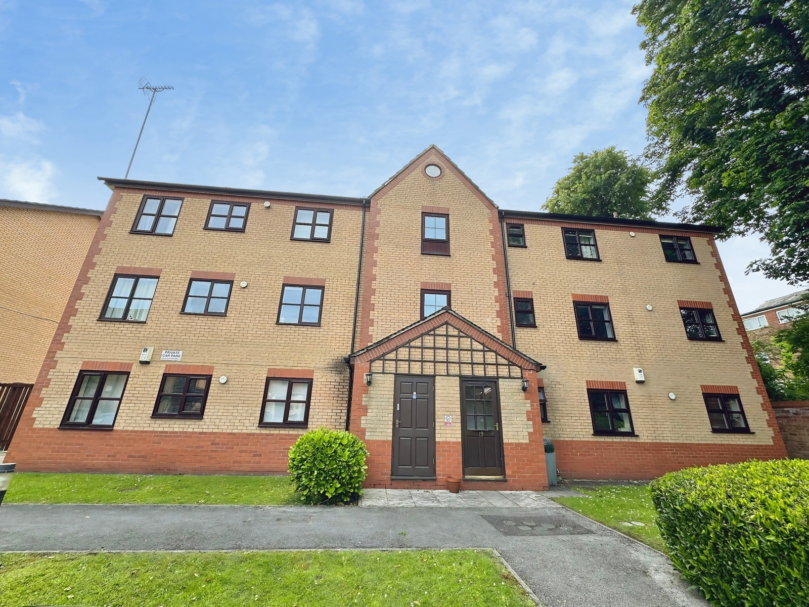 Raleigh Close, West Didsbury, Manchester, M20